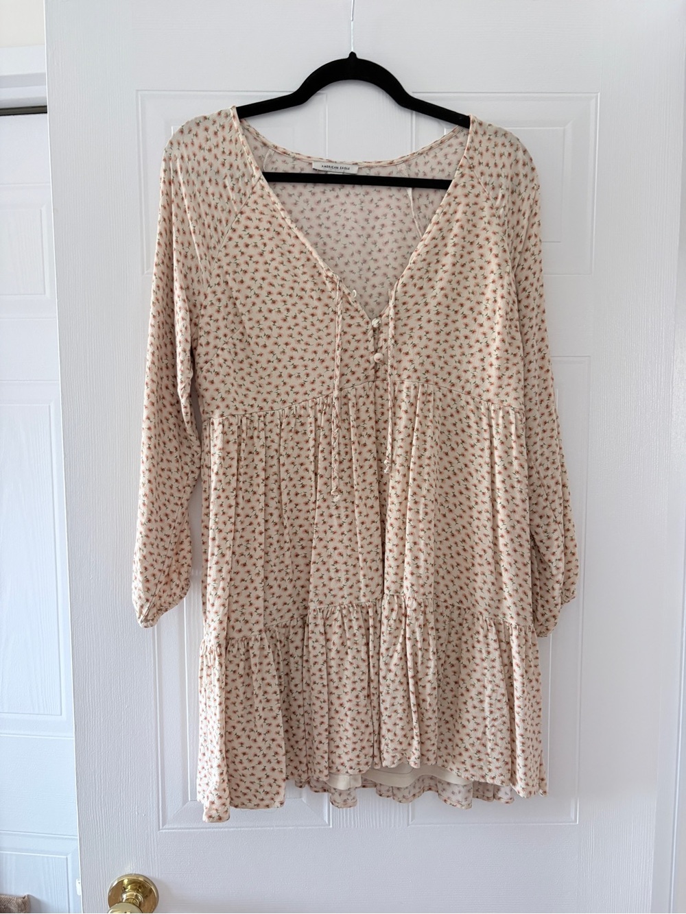 American Eagle Outfitters Cream Floral Peasant Tunic